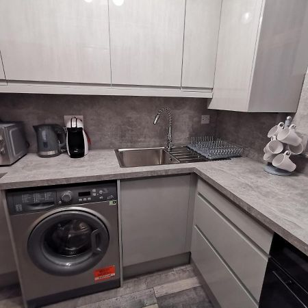 Palaz 2 - 2 Bedroom Flat Edmonton Esterno foto