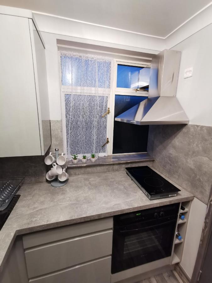 Palaz 2 - 2 Bedroom Flat Edmonton Esterno foto